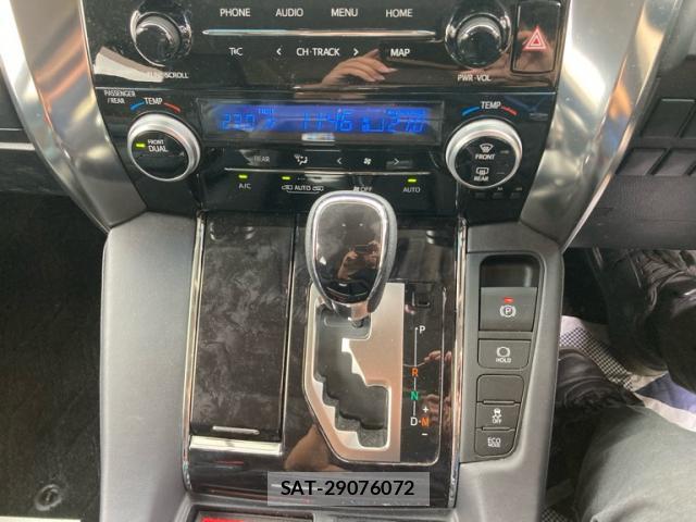 Toyota ALPHARD 2022-04 8876456-18