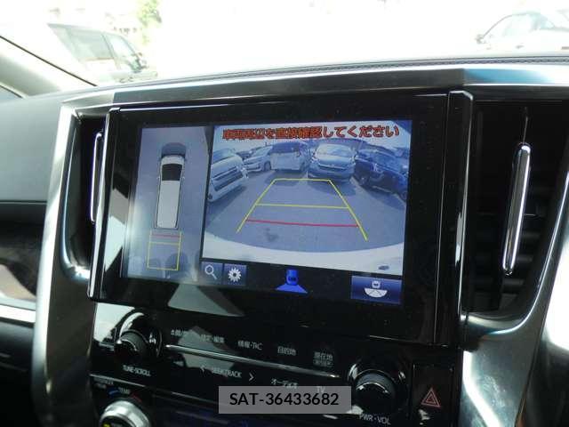 Toyota ALPHARD 2019-06 8876470-2