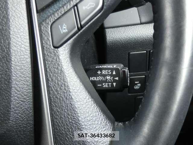 Toyota ALPHARD 2019-06 8876470-6