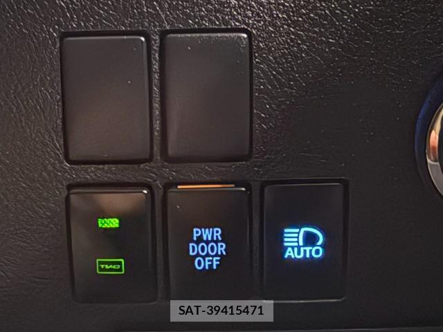 Toyota ALPHARD 2021-06 8876756-11