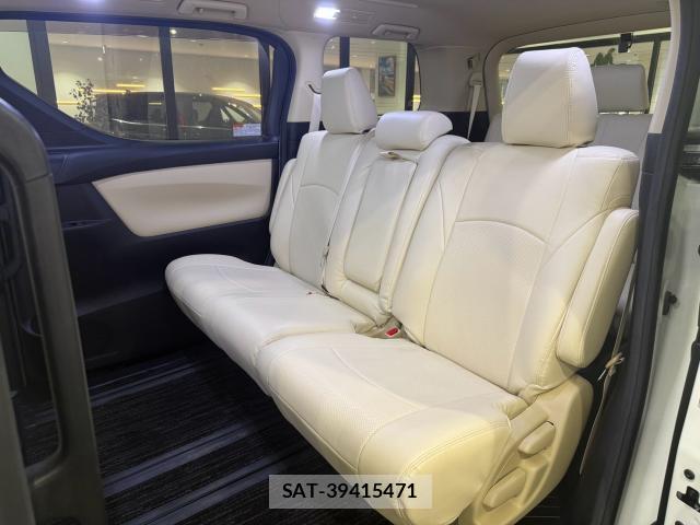 Toyota ALPHARD 2021-06 8876756-15
