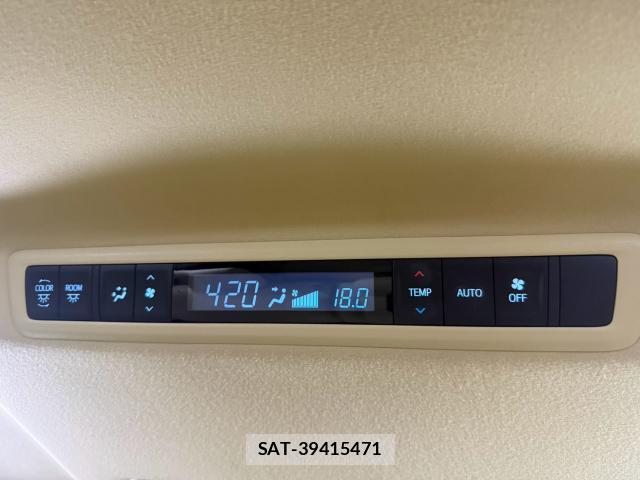 Toyota ALPHARD 2021-06 8876756-18