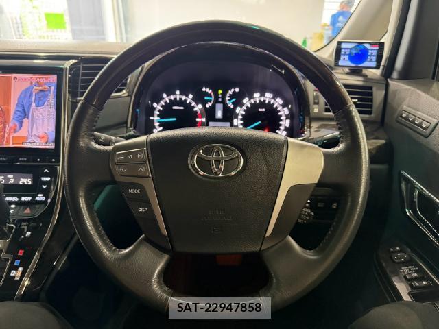 Toyota ALPHARD 2012-05 8876757-1