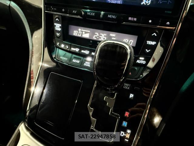 Toyota ALPHARD 2012-05 8876757-15