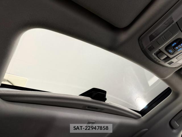 Toyota ALPHARD 2012-05 8876757-8