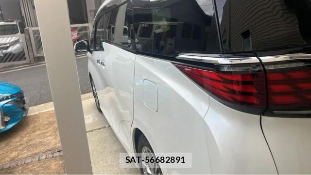 Toyota ALPHARD 2023-10 8877117-10