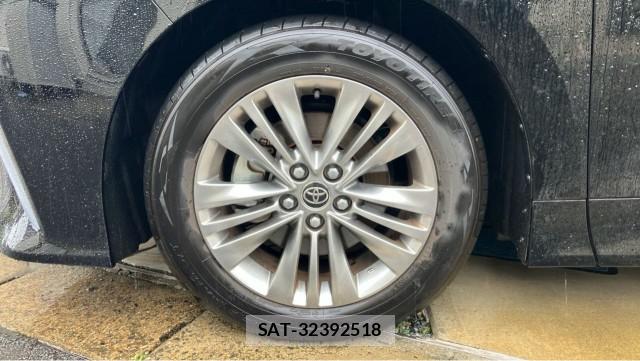 Toyota ALPHARD 2025-10 8877136-8