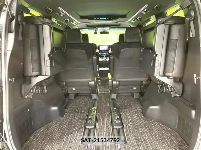 Toyota ALPHARD 2023-03 8877227-10