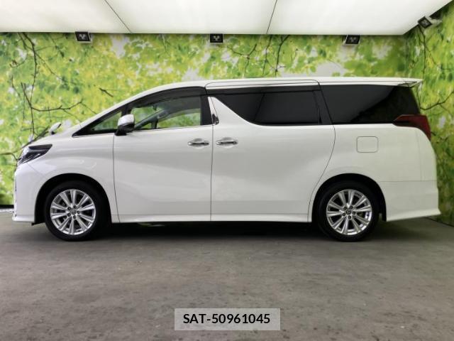 Toyota ALPHARD 2022-03 8877338-1