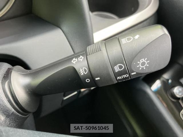 Toyota ALPHARD 2022-03 8877338-14
