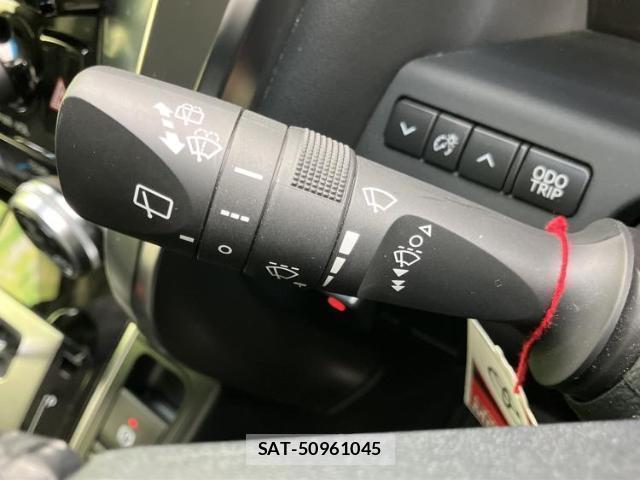 Toyota ALPHARD 2022-03 8877338-15