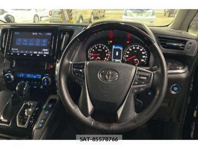 Toyota ALPHARD 2019-07 8877707-2