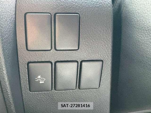 Toyota ALPHARD 2017-10 8877940-7