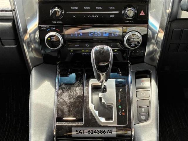 Toyota ALPHARD 2023-06 8878114-12