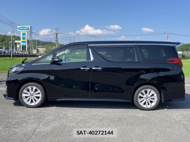 Toyota ALPHARD 2017-08 8878223-1