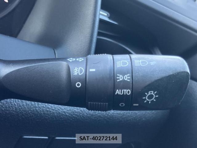 Toyota ALPHARD 2017-08 8878223-13