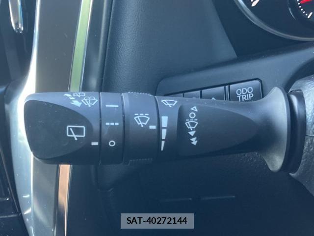 Toyota ALPHARD 2017-08 8878223-14