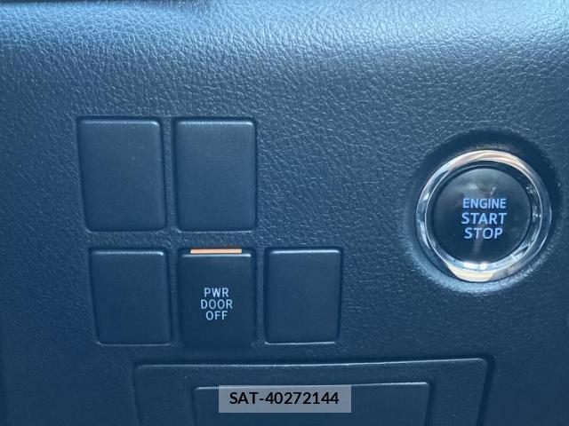 Toyota ALPHARD 2017-08 8878223-17