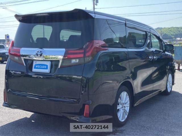 Toyota ALPHARD 2017-08 8878223-2