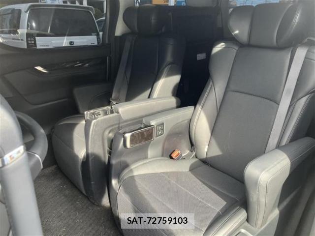Toyota ALPHARD 2019-06 8878314-6