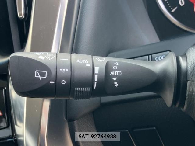Toyota ALPHARD 2023-03 8878408-16