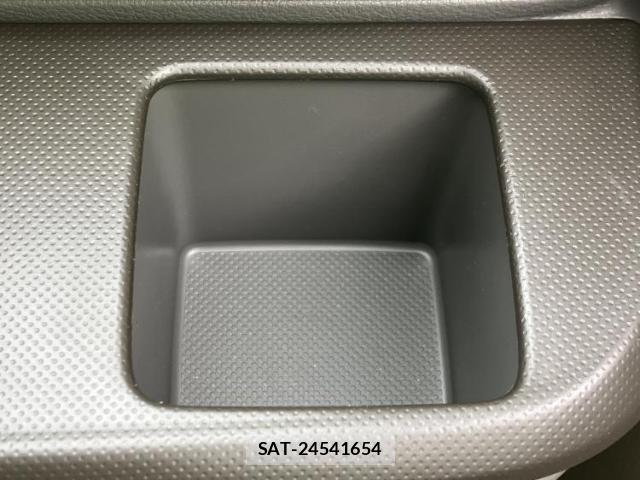 Suzuki LAPIN 2025-03 8878117-17