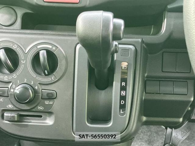 Suzuki ALTO 2022-07 8878317-17