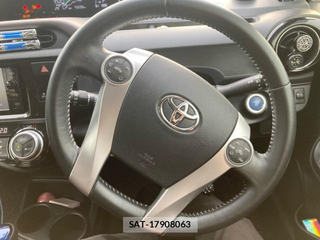 Toyota AQUA 2016-04 8875993-10
