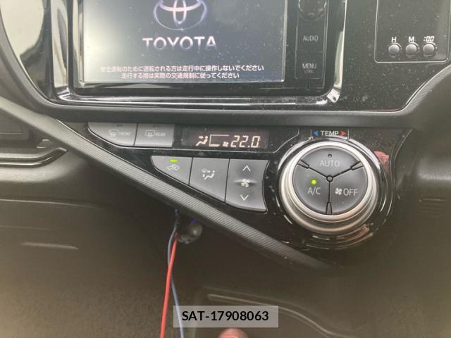 Toyota AQUA 2016-04 8875993-15