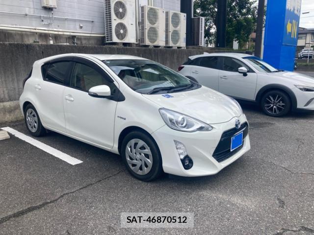 Toyota AQUA 2016-03 8876001-0