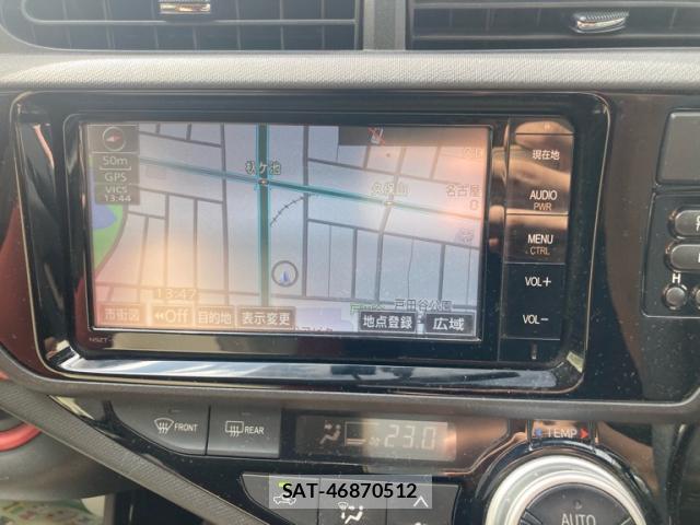 Toyota AQUA 2016-03 8876001-19