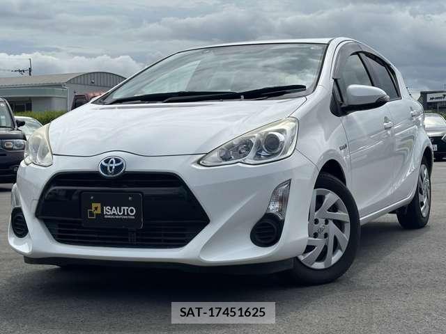 Toyota AQUA 2015-08 8876019-9