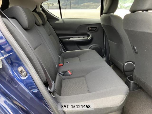 Toyota AQUA 2018-03 8876055-4