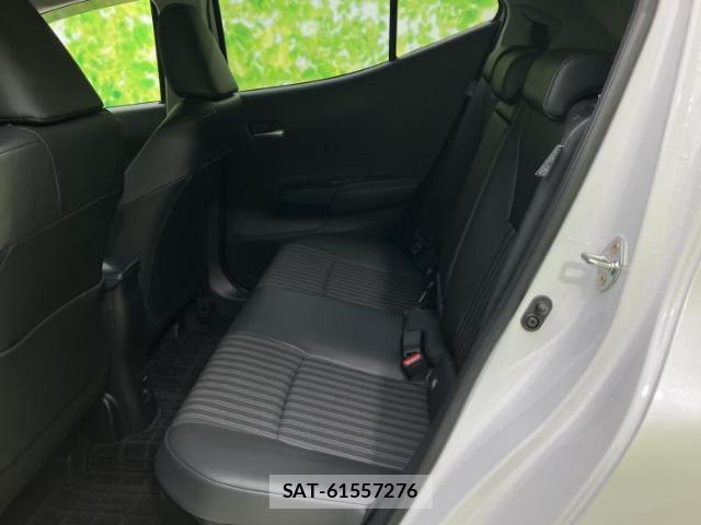 Toyota AQUA 2024-08 8876151-6