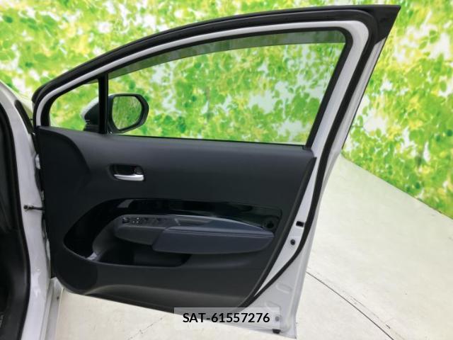 Toyota AQUA 2024-08 8876151-7
