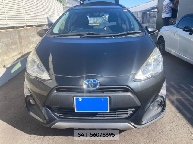 Toyota AQUA 2016-08 8876235-0