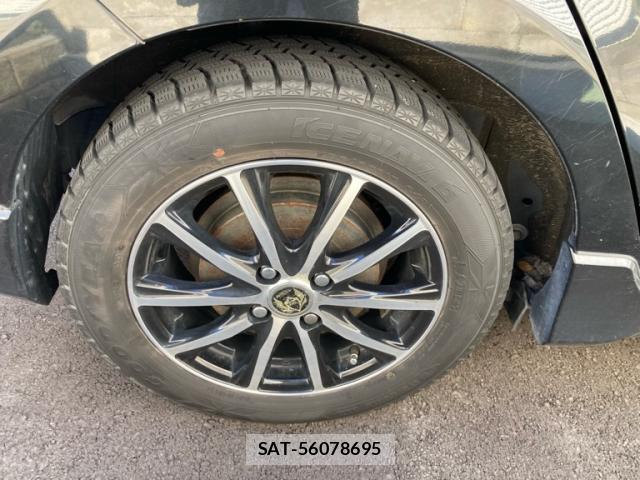 Toyota AQUA 2016-08 8876235-4