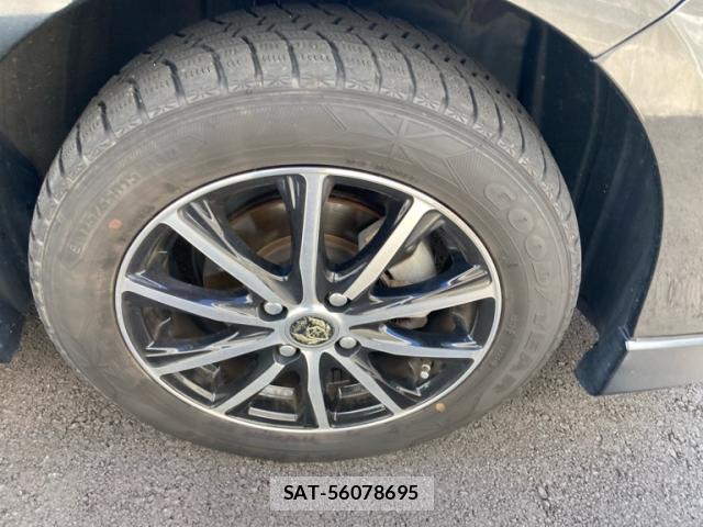 Toyota AQUA 2016-08 8876235-5