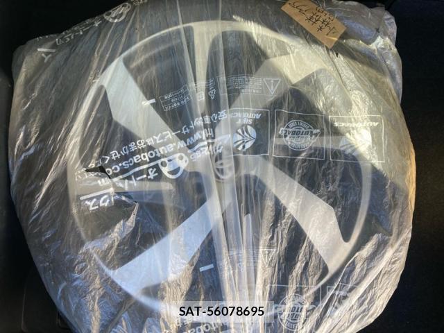 Toyota AQUA 2016-08 8876235-6