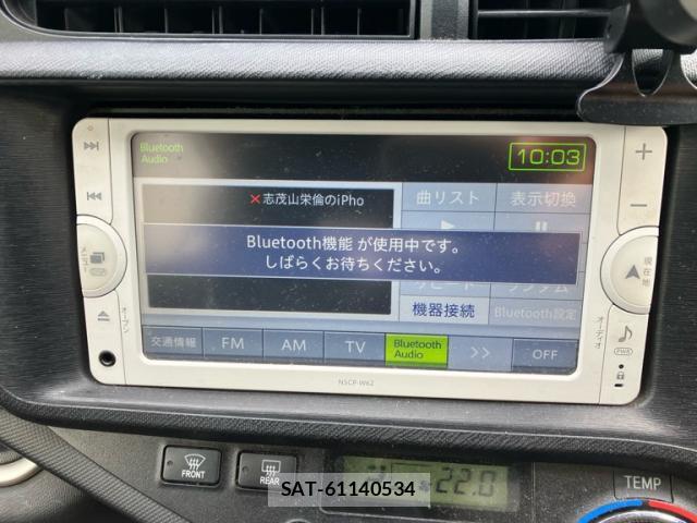 Toyota AQUA 2014-01 8876252-7