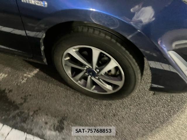 Toyota AQUA 2019-10 8876306-12