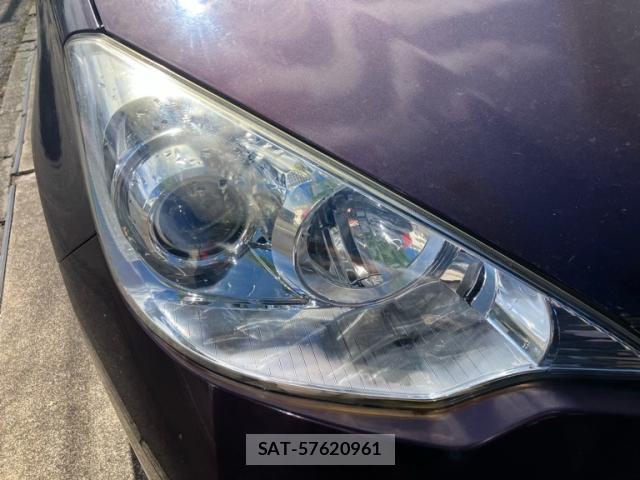 Toyota AQUA 2014-06 8876384-1