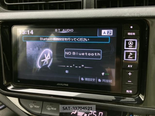Toyota AQUA 2015-09 8876579-10
