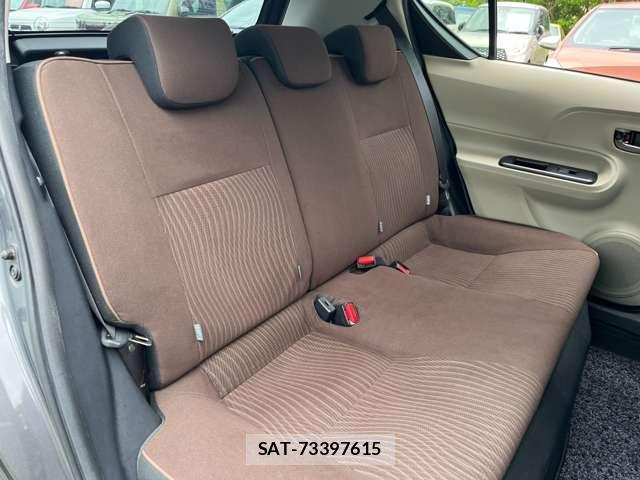 Toyota AQUA 2014-03 8876628-10
