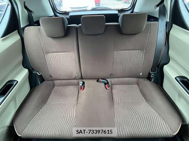 Toyota AQUA 2014-03 8876628-16