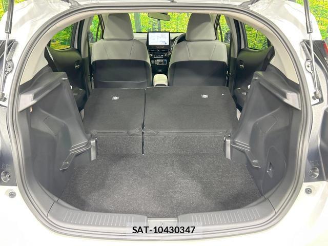 Toyota AQUA 2026-05 8876650-9