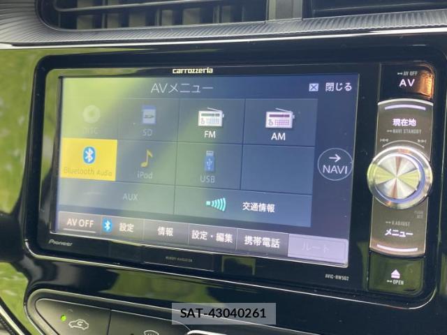 Toyota AQUA 2019-06 8876764-11