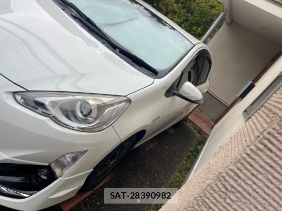 Toyota AQUA 2015-10 8877182-10