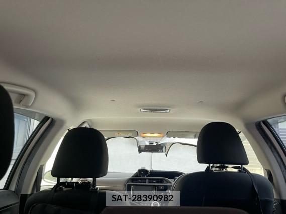 Toyota AQUA 2015-10 8877182-15