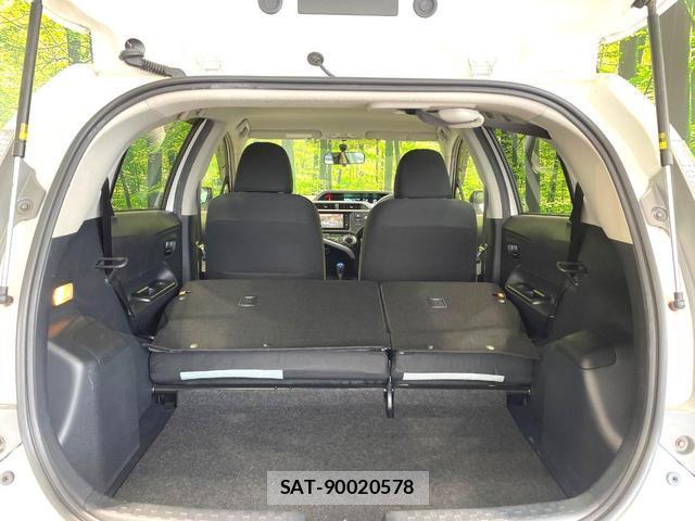 Toyota AQUA 2014-03 8877217-9